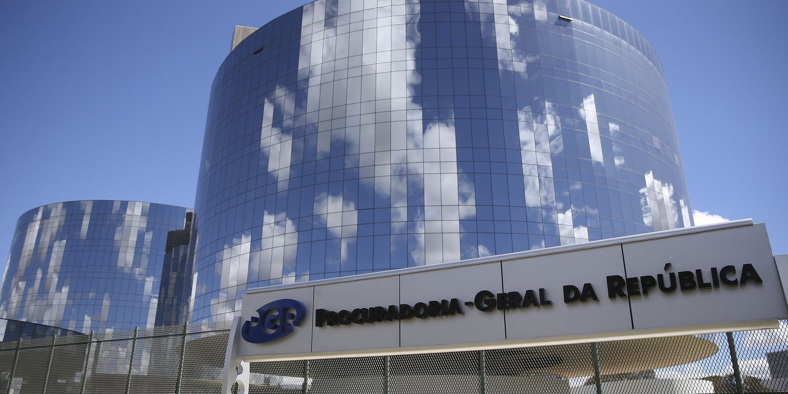 mpf-recorre-para-barrar-exploracao-de-petroleo-na-bacia-do-amazonas