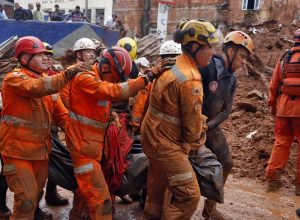 chuvas-em-mg:-autoridades-contabilizam-28-mortes-e-40-desaparecidos