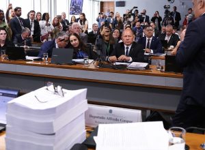 relatorio-da-cpmi-do-inss-pede-indiciamento-de-216-pessoas