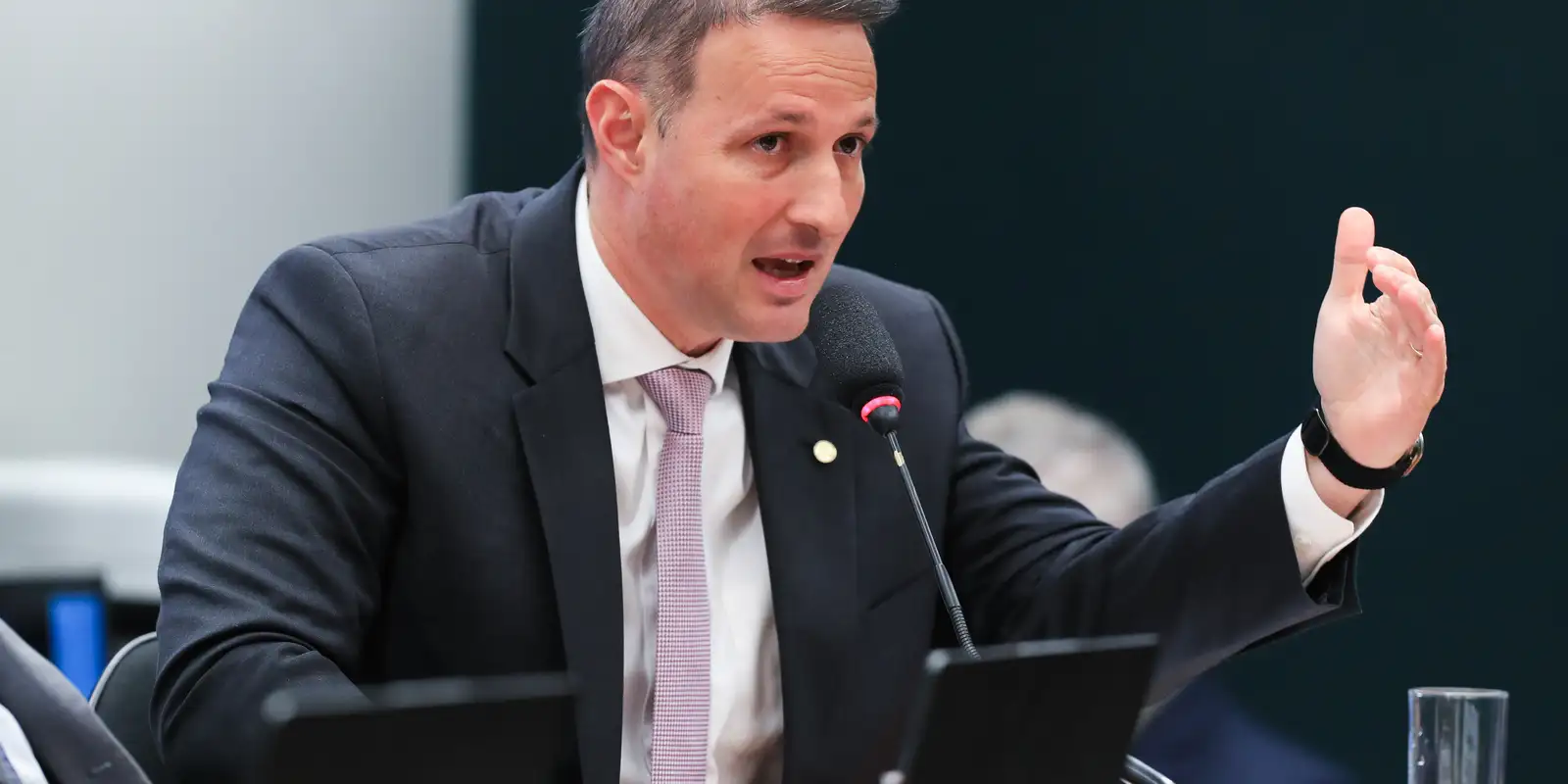 motta-anuncia-derrite-como-relator-do-projeto-antifaccao