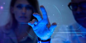 ia-acelera-desinformacao-e-ameaca-democracias,-alerta-pesquisa